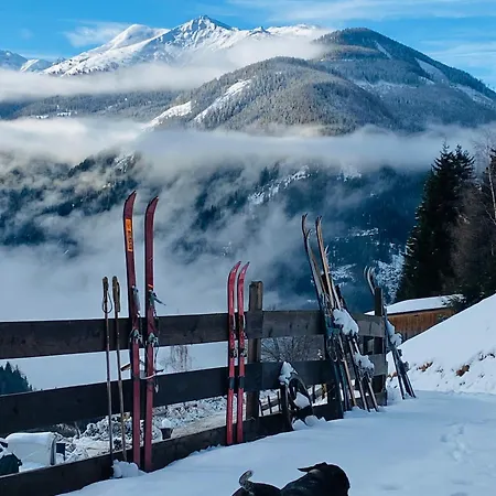 Schoenwetter 公寓 *